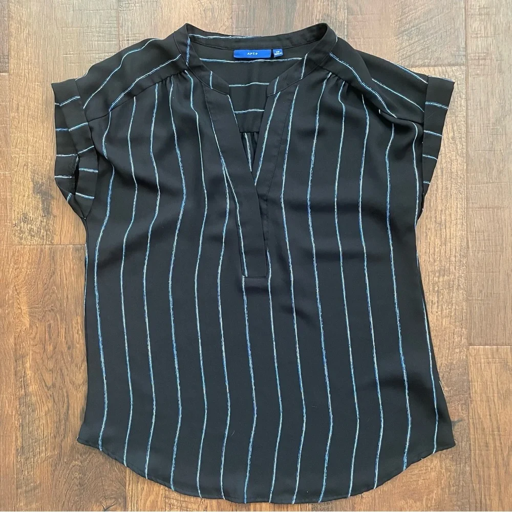 APT. 9 top, size XS